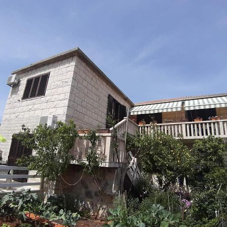 Apartmani Luce Sumartin Exteriér fotografie